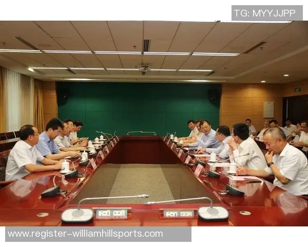 实时新闻刘强的网球人生深度对话探索运动与商业的交汇点